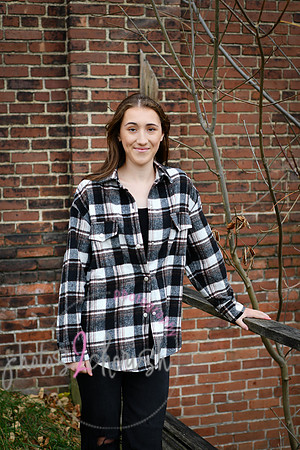 Carmella [MHS Class of 2025] proofs 065