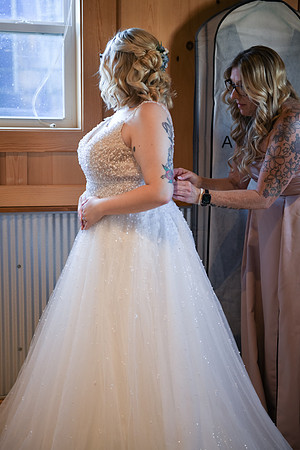 Piper & Eddie WD [getting ready] 50