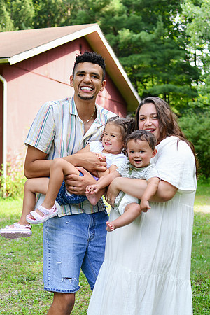 Ash Family 099