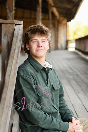 2025 MHS Senior [Cameron] 012