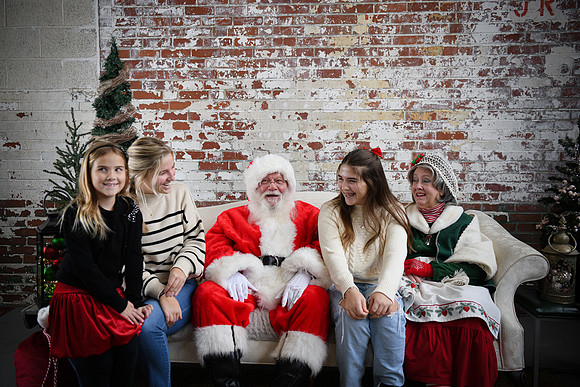 2024 Santa [Derringer] 20