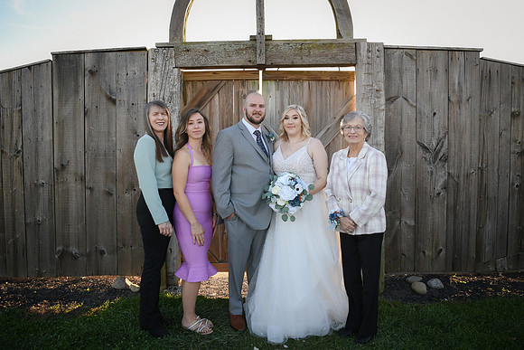 Piper & Eddie [Bride Family] 153