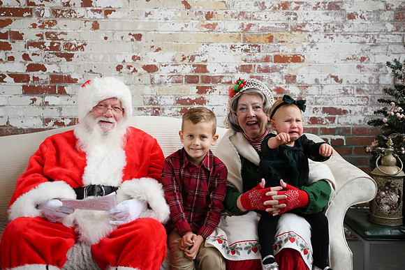 2024 Santa [Hutchinson] 19