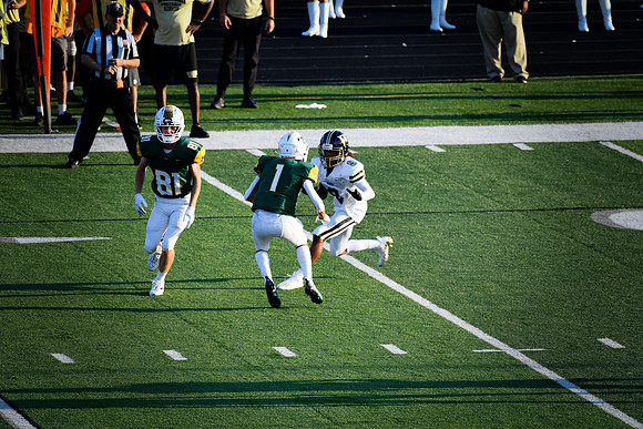 2022 game one 027