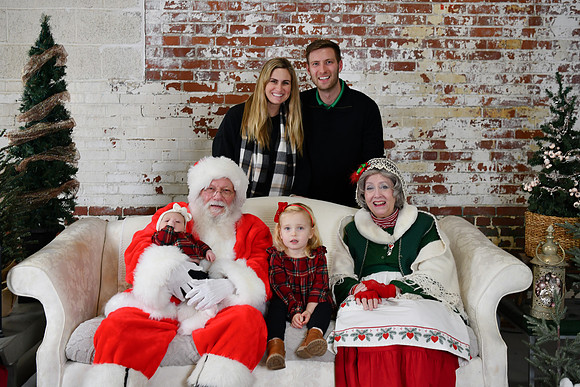 2024 Santa [Jenny] 04