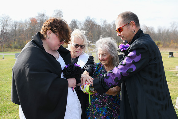 Billie & Dale Vow Renewal 053