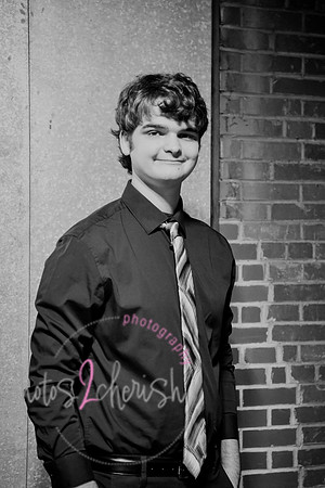 Jacob [MHS class of 2024] 050