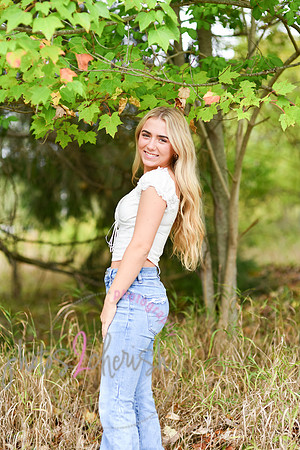 Meghan [class of 2025] peek 34